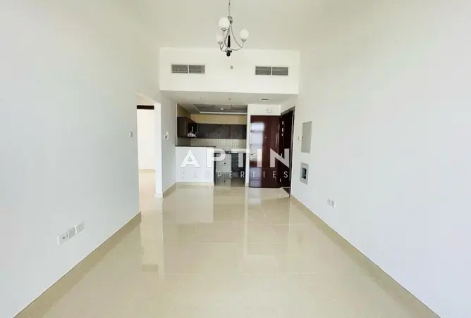 73112477 - Property Image 2