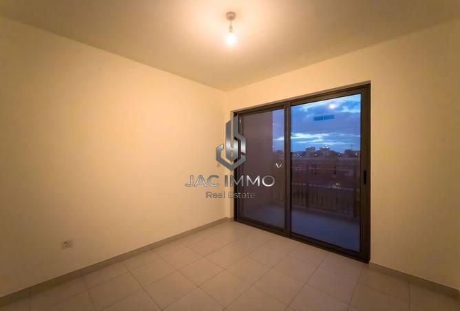 64403207 - صورة العقار 2