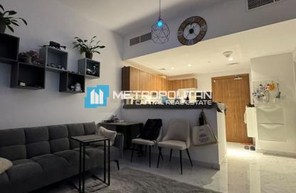 Apartment - 1 Bedroom - 1 Bathroom for sale in Oasis 2 - Oasis Residences - Masdar City - Abu Dhabi