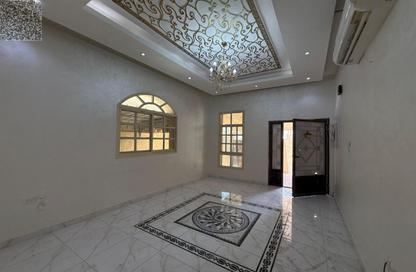 Villa - 5 - 7 for rent in Al Mowaihat 2 - Al Mowaihat - Ajman