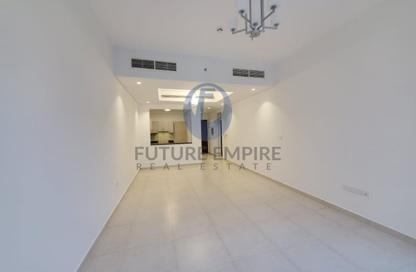 Apartment - 1 - 1 for rent in Airport View Building - Al Garhoud - Dubai