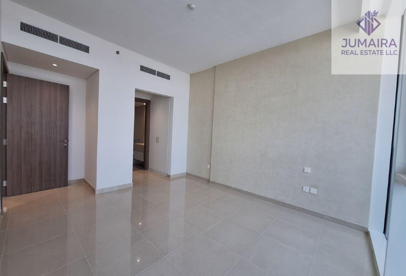 Spacious I Sea View 1BR for Sale | Gateway 2