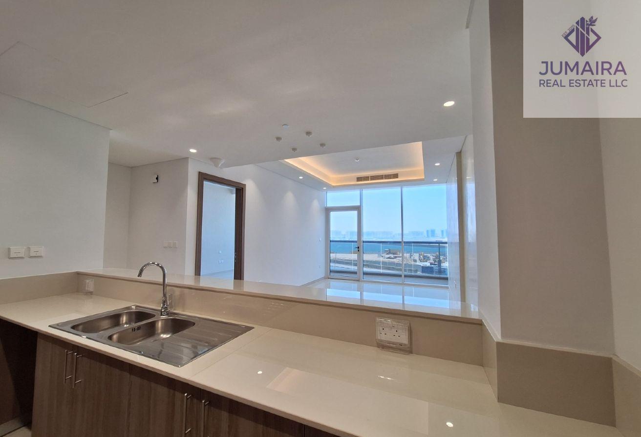 Spacious I Sea View 1BR for Sale | Gateway 2
