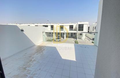 Townhouse - 3 - 5 for rent in Janusia - Damac Hills 2 - Dubai