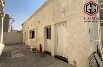 Villa - 5 - 6 for rent in Al Aweer 1 - Al Aweer - Dubai