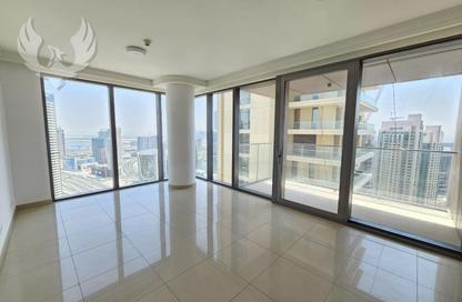 Apartment - 1 Bedroom - 2 Bathrooms for rent in Boulevard Point - Downtown Dubai - Dubai