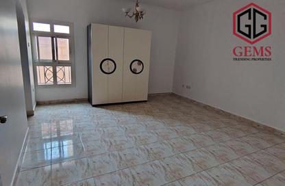Villa - 4 - 5 for rent in Mirdif Villas - Mirdif - Dubai