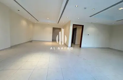 Apartment - 3 Bedrooms - 5 Bathrooms for rent in Al Mamzar - Al Mamzar - Sharjah - Sharjah