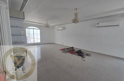 Villa - 5 Bedrooms - 6 Bathrooms for rent in Al Rifa'ah - Al Heerah - Sharjah