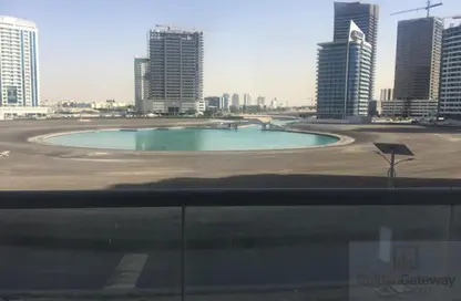 شقة - غرفة نوم - 2 حمامات للايجار في تفريعة القنال 1 - أبراج الجولف - مدينة دبي الرياضية - دبي