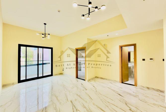 79398417 - Property Image 2