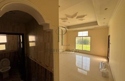 Villa - 4 Bedrooms - 5 Bathrooms for rent in Al Barsha South 1 - Al Barsha South - Al Barsha - Dubai