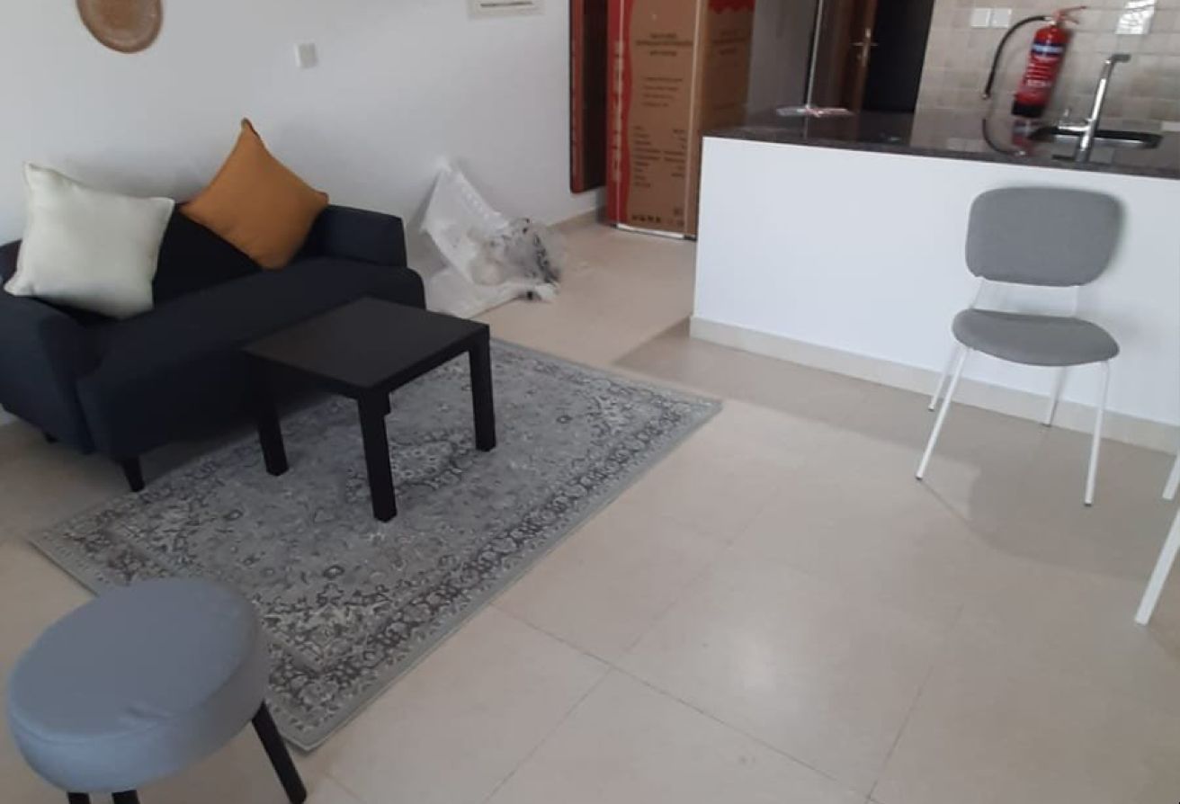 Charming Studio | Fully Furnished | Ideal Location