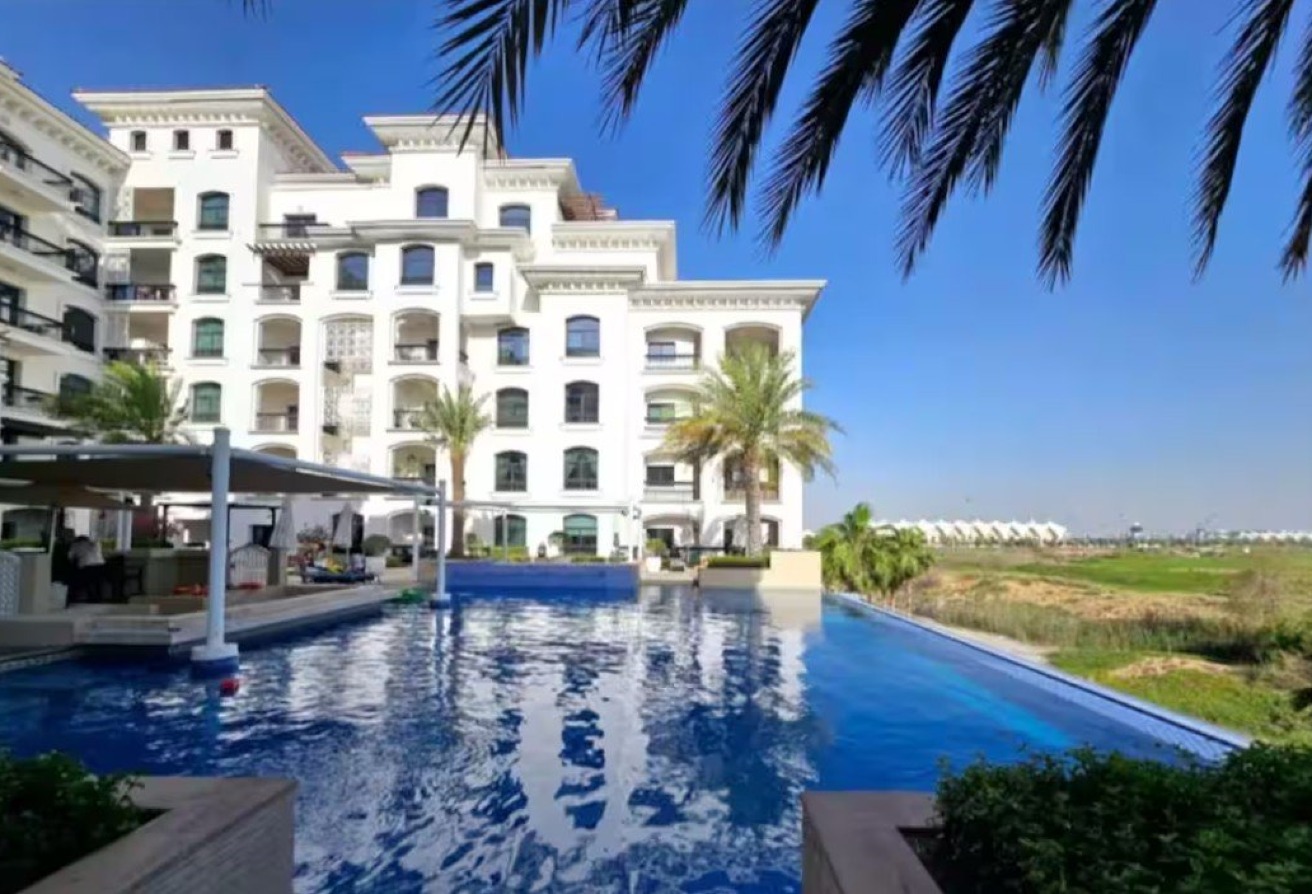 Charming Studio | Fully Furnished | Ideal Location