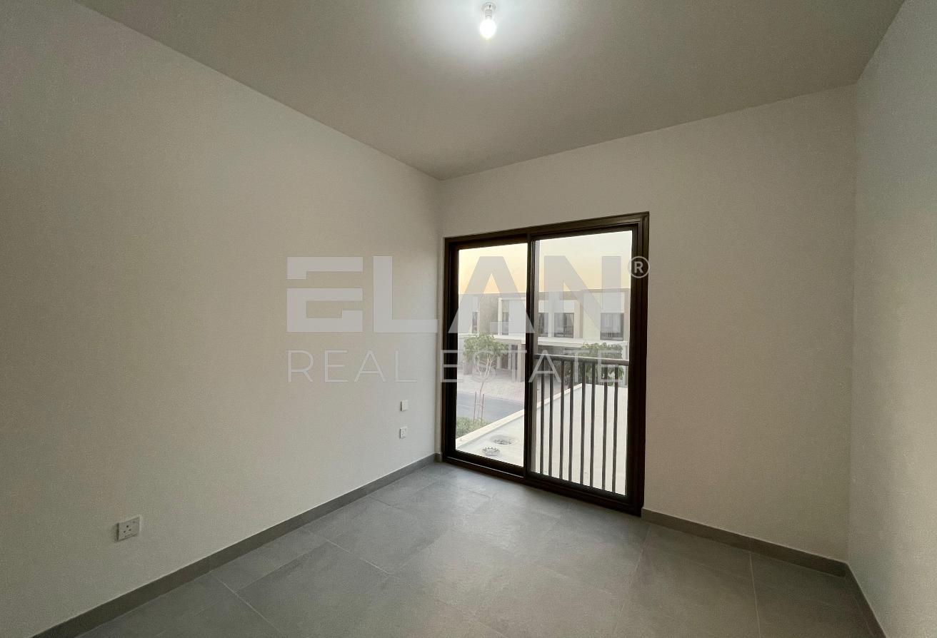 Elegant 3-Bedroom Villa | Family-Friendly |Serene photo 12