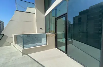 Apartment - 1 Bedroom - 2 Bathrooms for rent in Binghatti Phantom - District 17 - Jumeirah Village Circle - Dubai