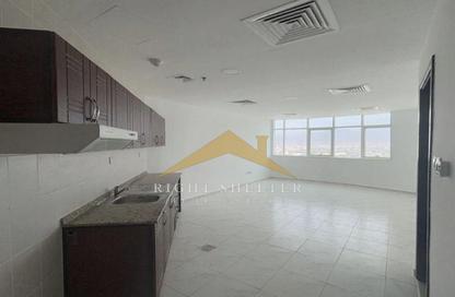 Apartment - Studio - 1 Bathroom for rent in RAK Tower - Al Seer - Ras Al Khaimah