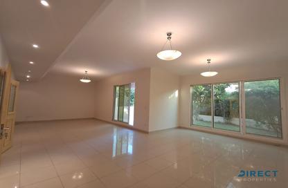 Villa - 3 Bedrooms - 5 Bathrooms for rent in Umm Suqeim 2 Villas - Umm Suqeim 2 - Umm Suqeim - Dubai