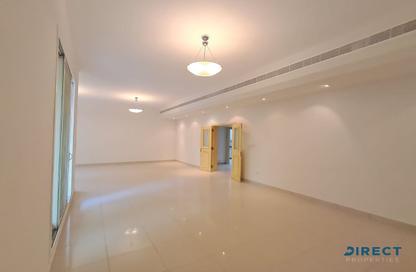 Villa - 3 Bedrooms - 5 Bathrooms for rent in Umm Suqeim 2 Villas - Umm Suqeim 2 - Umm Suqeim - Dubai