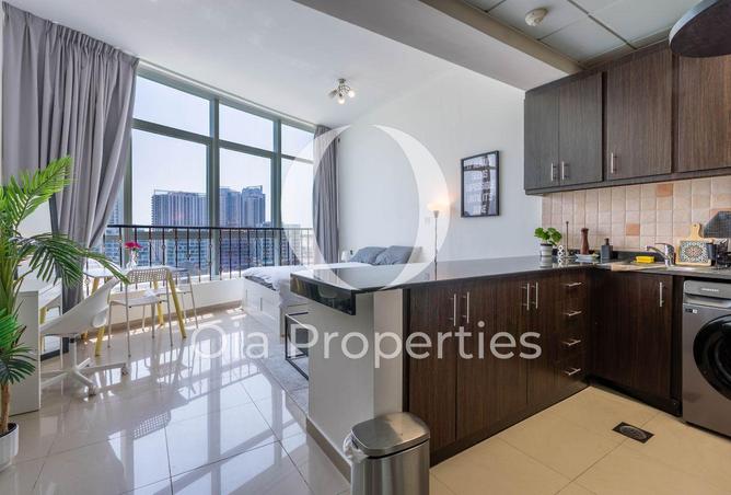 Lavish Studio | Ready to Move In | Great Amenities — photo 3