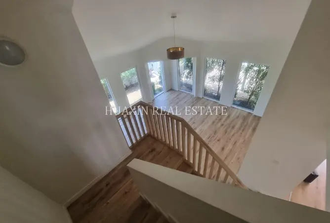 161432155 - Property Image 3