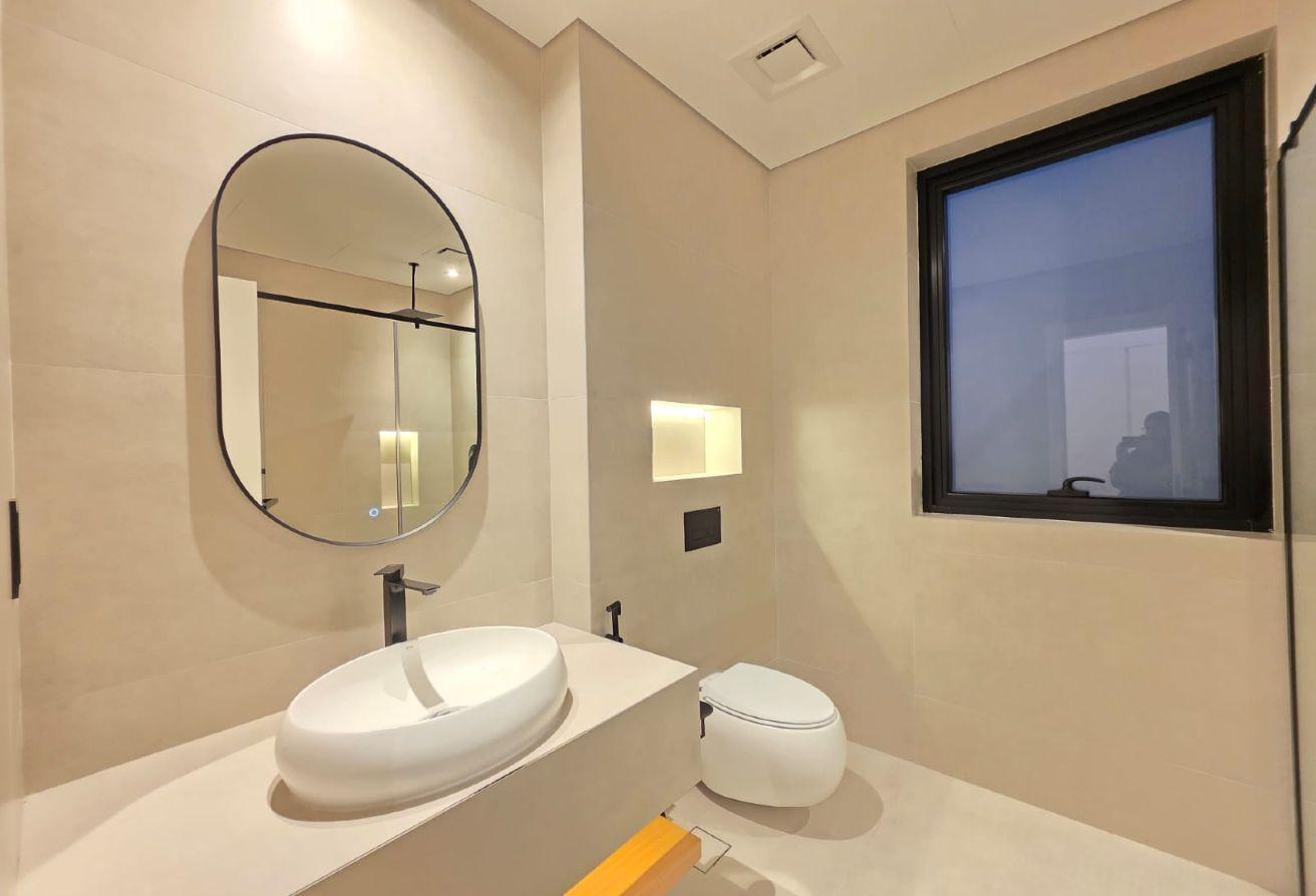 Luxurious 5-Bedroom Villa | Private Pool & Garden photo 11