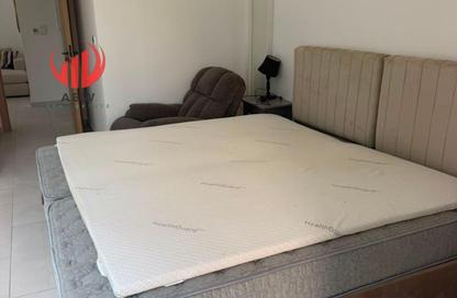 Apartment - 1 Bedroom - 2 Bathrooms for rent in Marquise Square Tower - Business Bay - Dubai