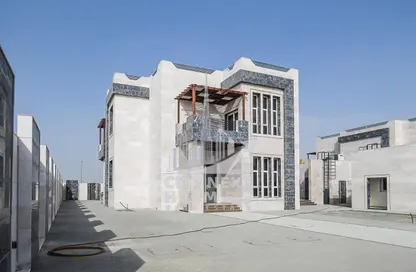 Villa - 5 Bedrooms - 6 Bathrooms for rent in Mushrif Park - Dubai