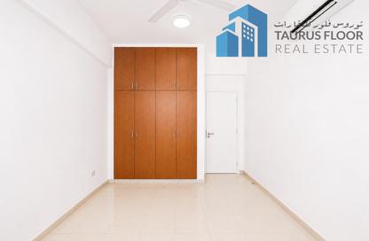 Apartment - 2 Bedrooms - 2 Bathrooms for rent in Dar Al Muraqqabat - Al Muraqqabat - Deira - Dubai Apartment - 2 Bedrooms - 2 Bathrooms for rent in Dar Al Muraqqabat - Al Muraqqabat - Deira - Dubai