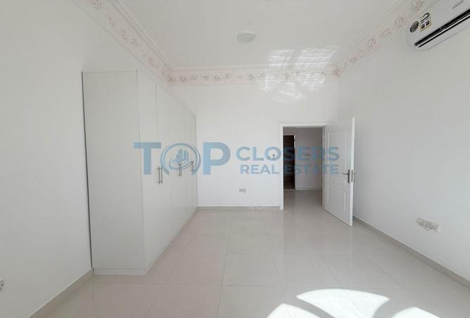93575801 - Property Image 3