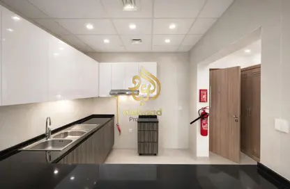 شقة - غرفة نوم - 2 حمامات للايجار في كي اتش كي ٢١ - المدينة العالمية المرحلة 2 - 4 الورسان - الورسان - دبي