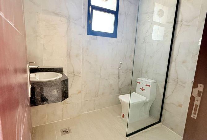 74252223 - Property Image 3