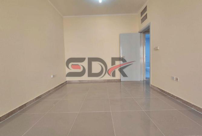 76174461 - Property Image 2