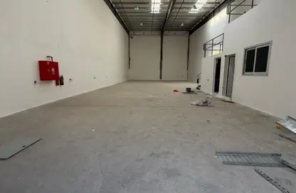 مستودع - استوديو - 1 حمام للايجار في السجع إس - الصجعة - الشارقة