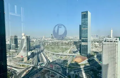 شقة - 2 غرف نوم - 3 حمامات للايجار في برج دوجا - شارع الشيخ زايد - دبي