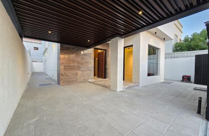 Villa - 5 Bedrooms - 7 Bathrooms for sale in Al Mowaihat 2 - Al Mowaihat - Ajman