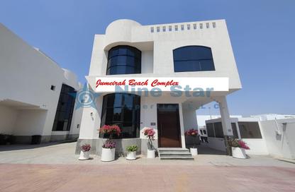 Villa - 5 Bedrooms - 6 Bathrooms for rent in Jumeirah 1 Villas - Jumeirah 1 - Jumeirah - Dubai