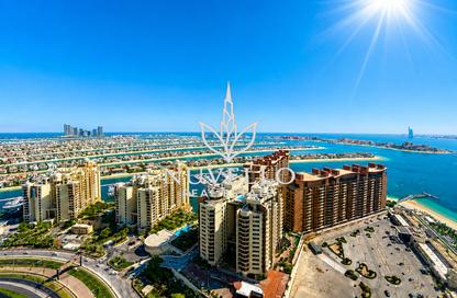 Apartment - Studio - 1 Bathroom for rent in The Palm Tower - Palm Jumeirah - Dubai Apartment - Studio - 1 Bathroom for rent in The Palm Tower - Palm Jumeirah - Dubai