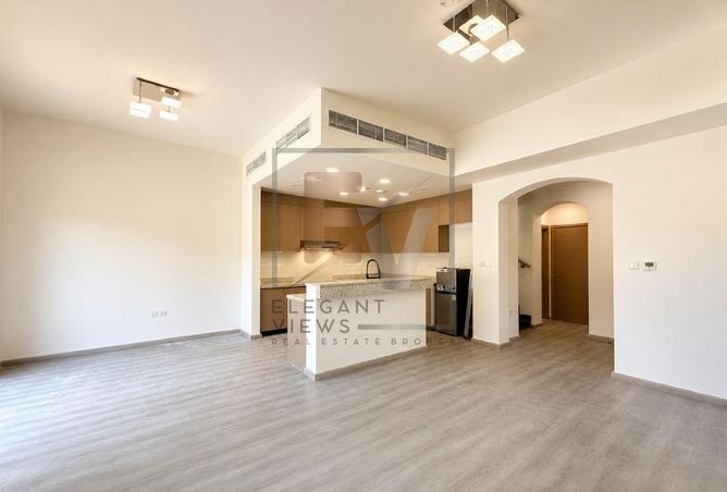 104697440 - Property Image 2