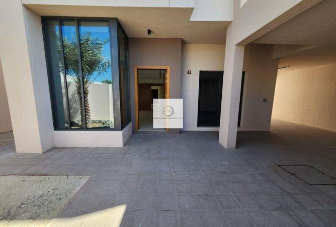 104705903 - Property Image 2