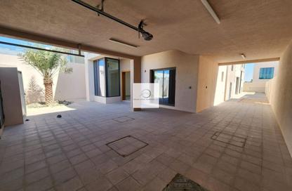 Villa - 4 Bedrooms - 5 Bathrooms for rent in Al Garhoud Villas - Al Garhoud - Dubai Villa - 4 Bedrooms - 5 Bathrooms for rent in Al Garhoud Villas - Al Garhoud - Dubai