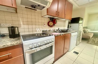 Apartment - Studio - 1 Bathroom for rent in Al Dhafra 4 - Al Dhafra - Greens - Dubai