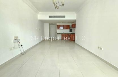 Apartment - Studio - 1 Bathroom for rent in Al Hafeet Tower - Al Khan - Sharjah