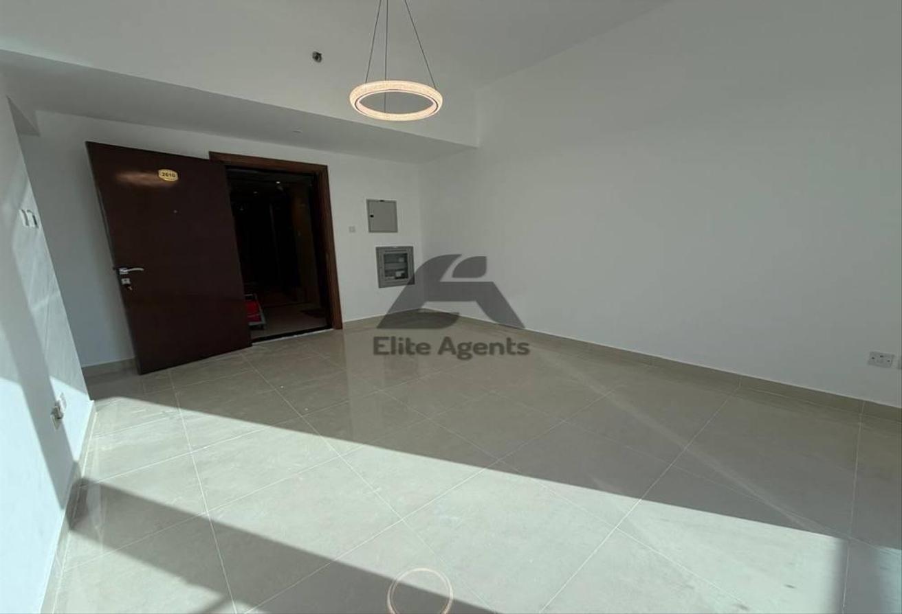 COMMUNITY VIEW | HIGH FLOOR | READY TO MOVE photo 9