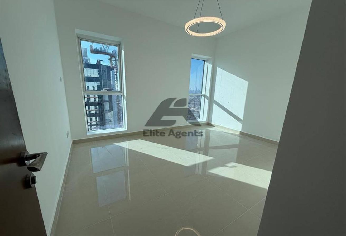 COMMUNITY VIEW | HIGH FLOOR | READY TO MOVE photo 4