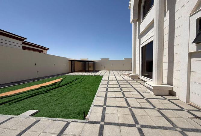 71106393 - Property Image 2