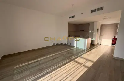 Apartment - 2 Bedrooms - 2 Bathrooms for rent in Waters Edge - Yas Island - Abu Dhabi