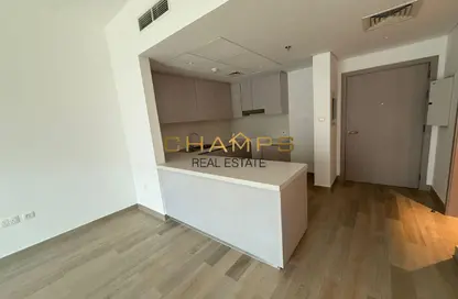 Apartment - 2 Bedrooms - 2 Bathrooms for rent in Waters Edge - Yas Island - Abu Dhabi