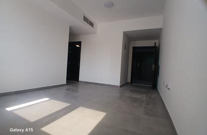 Apartment - 1 - 1 for rent in Fire Station Road - Muwaileh - Sharjah Apartment - 1 - 1 for rent in Fire Station Road - Muwaileh - Sharjah