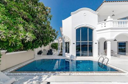 Villa - 5 - 6 for rent in Garden Homes Frond C - Garden Homes - Palm Jumeirah - Dubai